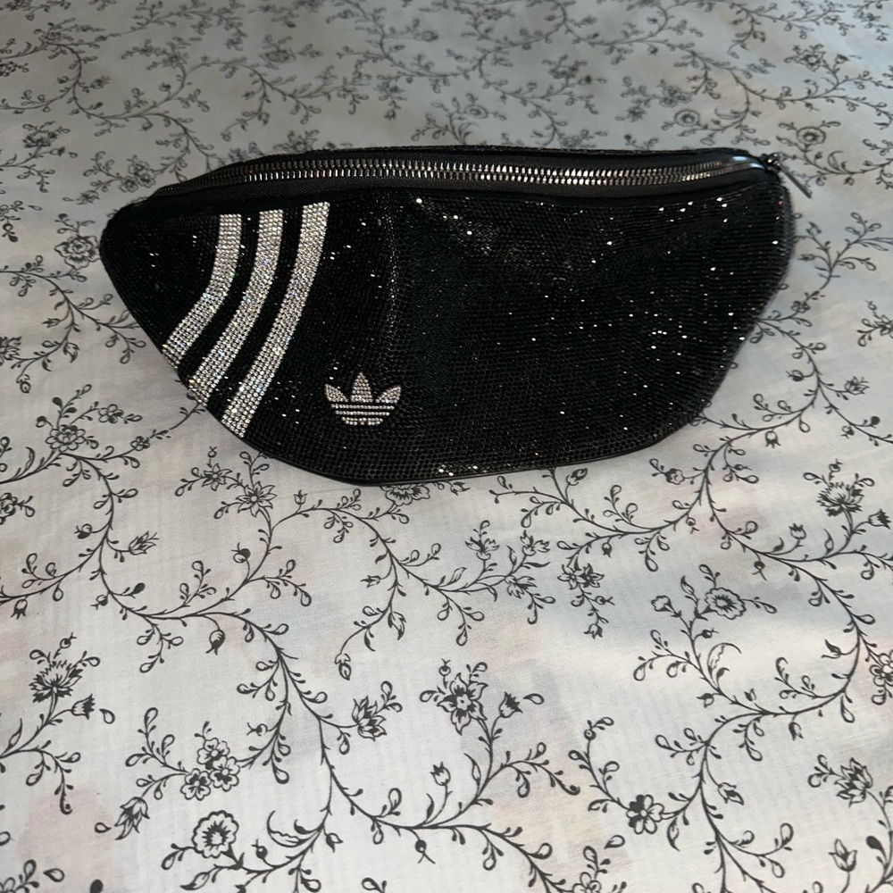 COPY - COPY - Adidas Fanny pack